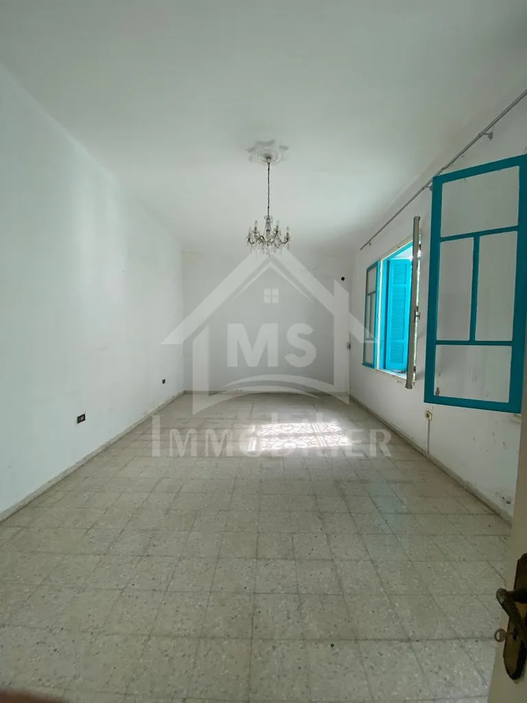 Maison arabesque S+3 avec patio et jardin Ă  vendre 51355351