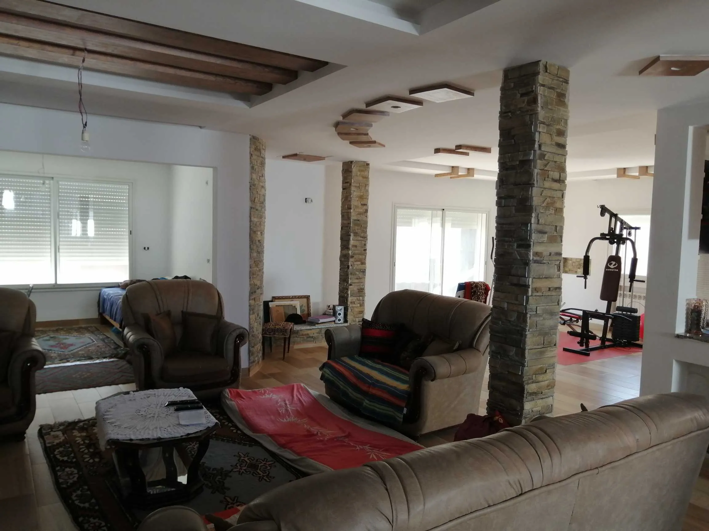 Quadruplex (villa + style américain + sous-sol) à Borj Cédria-Soliman Plage Jehmi