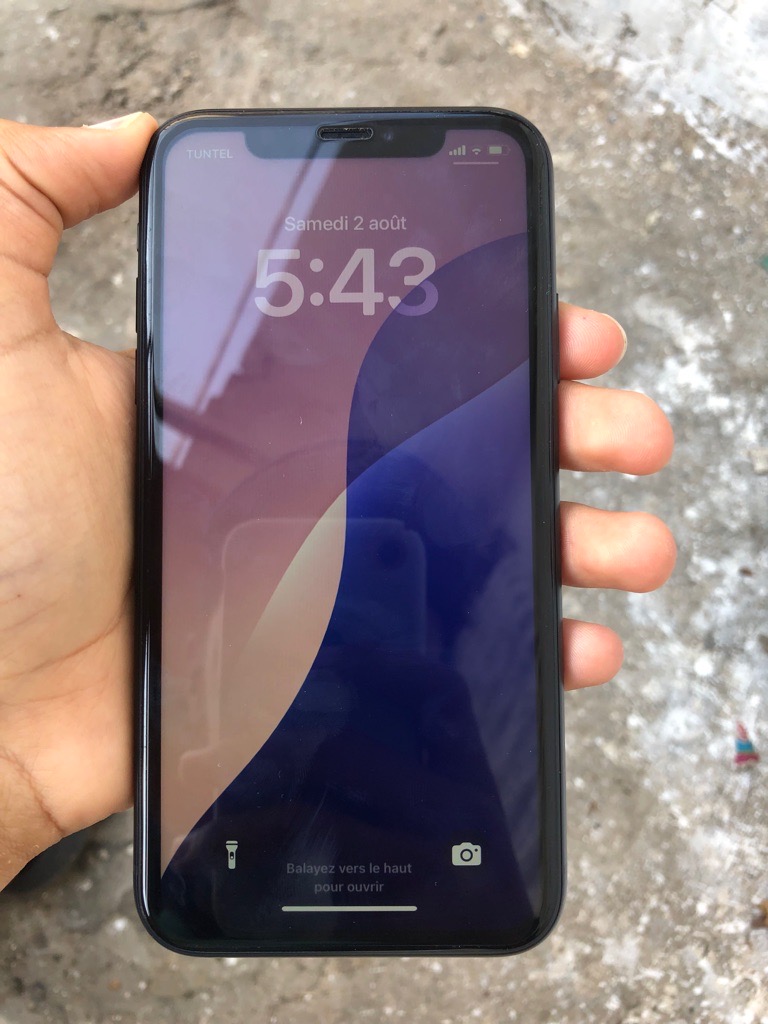 iphone xr 64gb