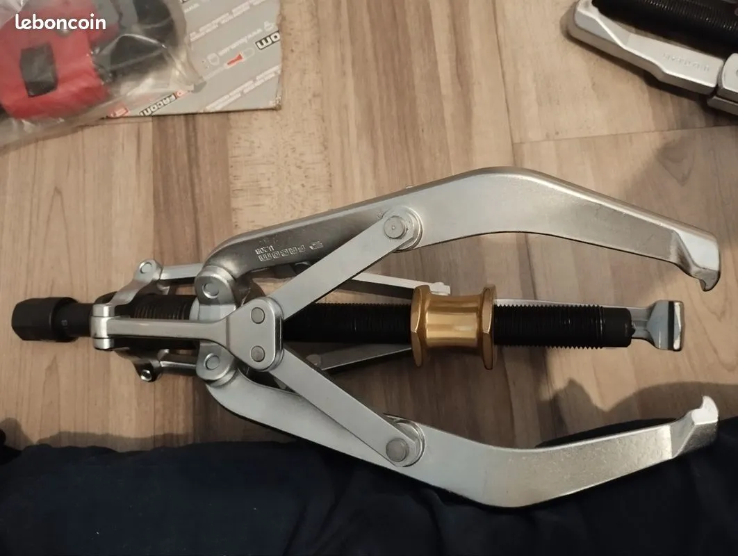 Extracteur FACOM U20