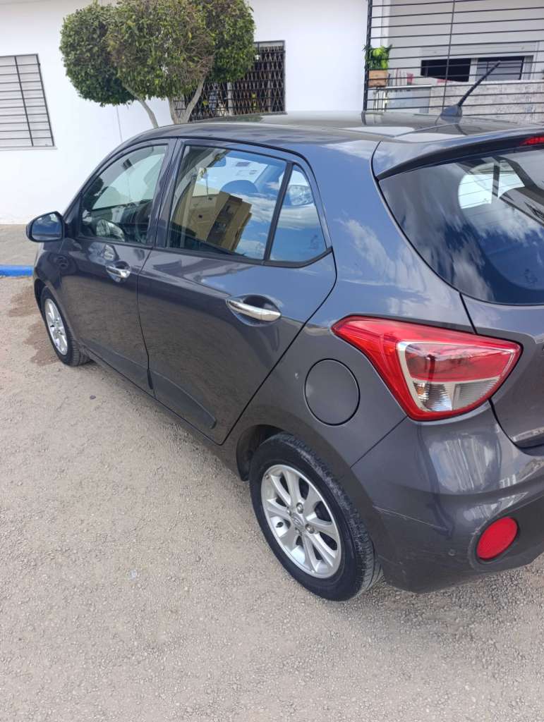 Hyundai i10 boîte auto