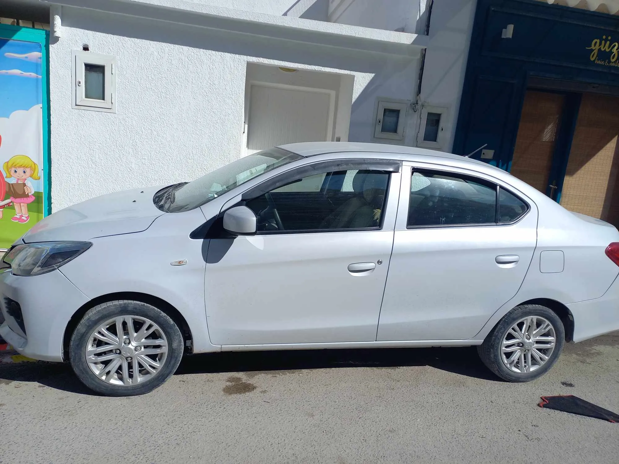 Mitsubishi attrage