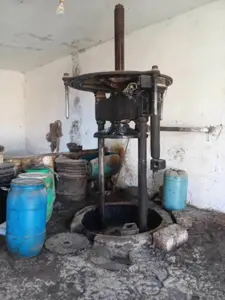معصرة تقليدية للبيع