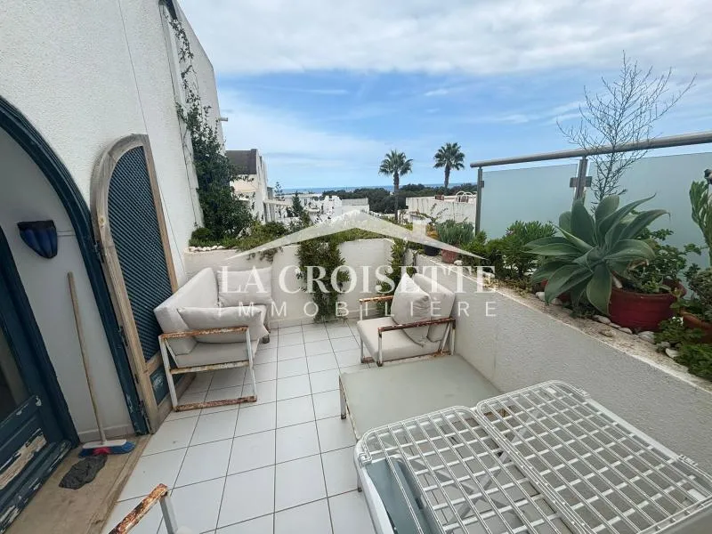 Duplex meublé s2 avec terrasse vue sur mer avec terrasse à Gammarth MVL1751