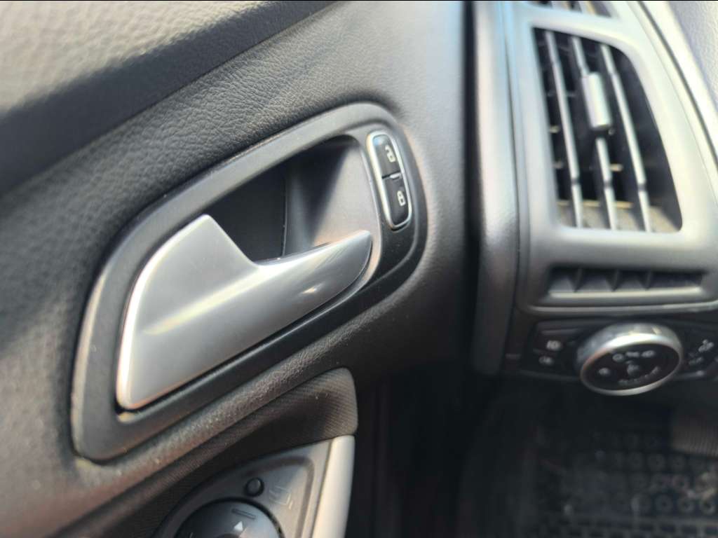 Ford Focus BVA 2016