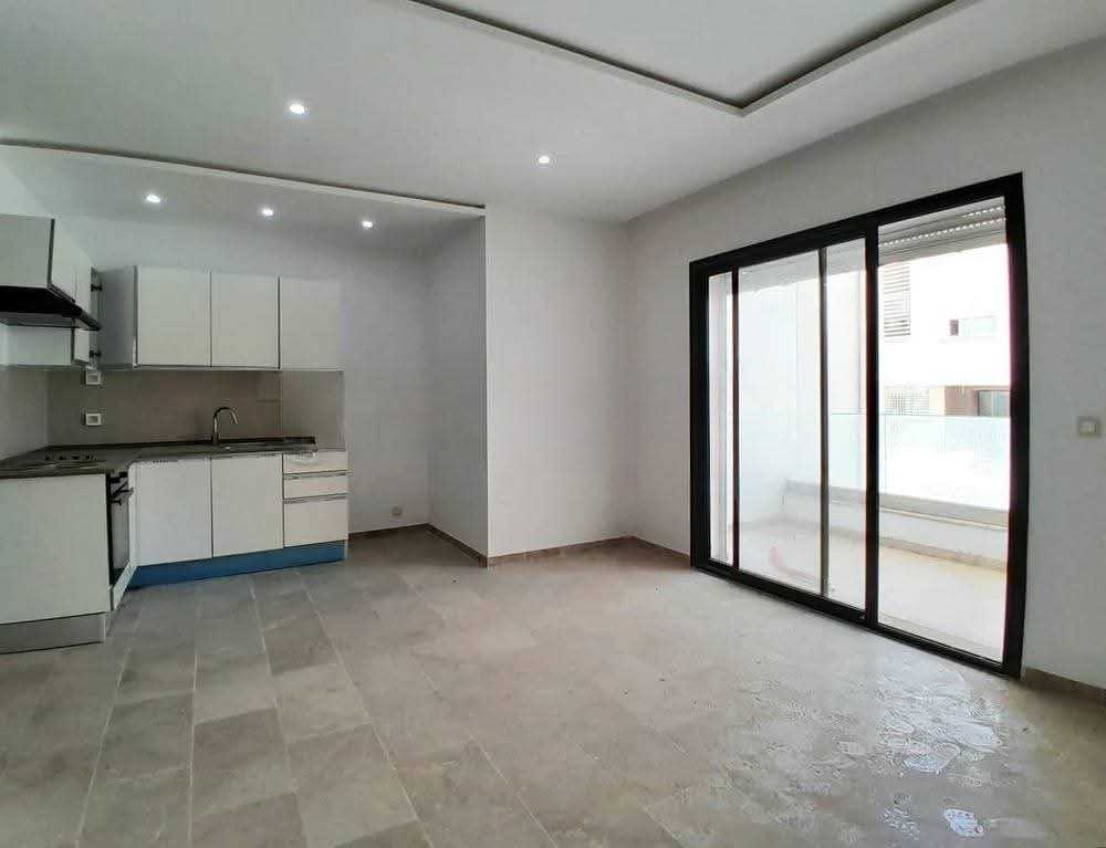 A vendre appartement type S+0 situé a sahloul 4