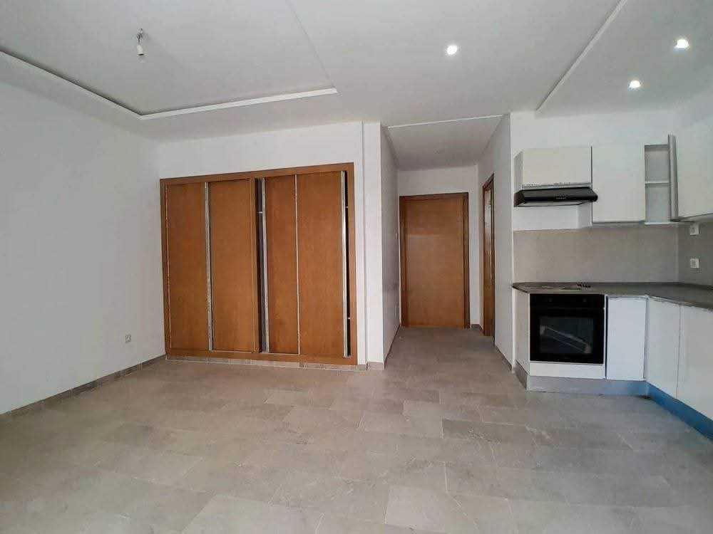 A vendre appartement type S+0 situé a sahloul 4