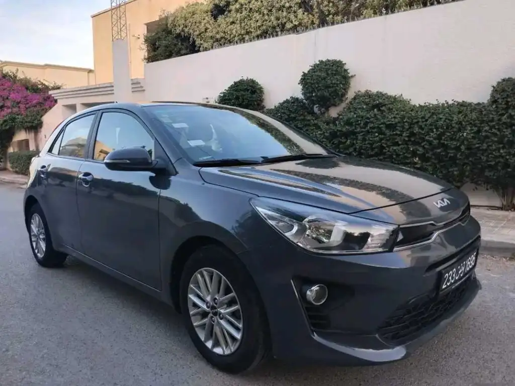 KIA RIO COUPÉ PREMIÈRE MAIN EN EXCELLENT ÉTAT