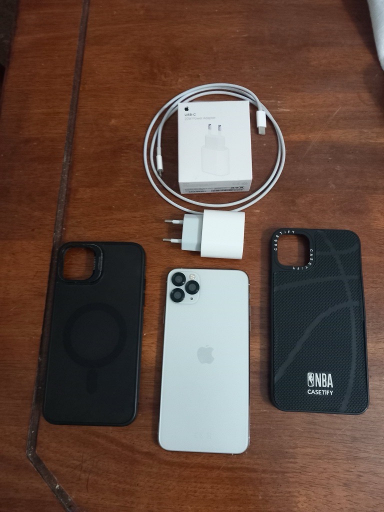 iPhone 11 Pro Max 