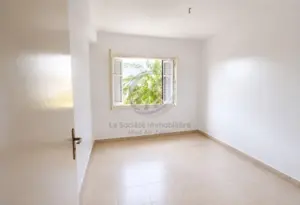 À Louer – Appartement S+2 au Rez-de-Chaussée à El Menzah 4