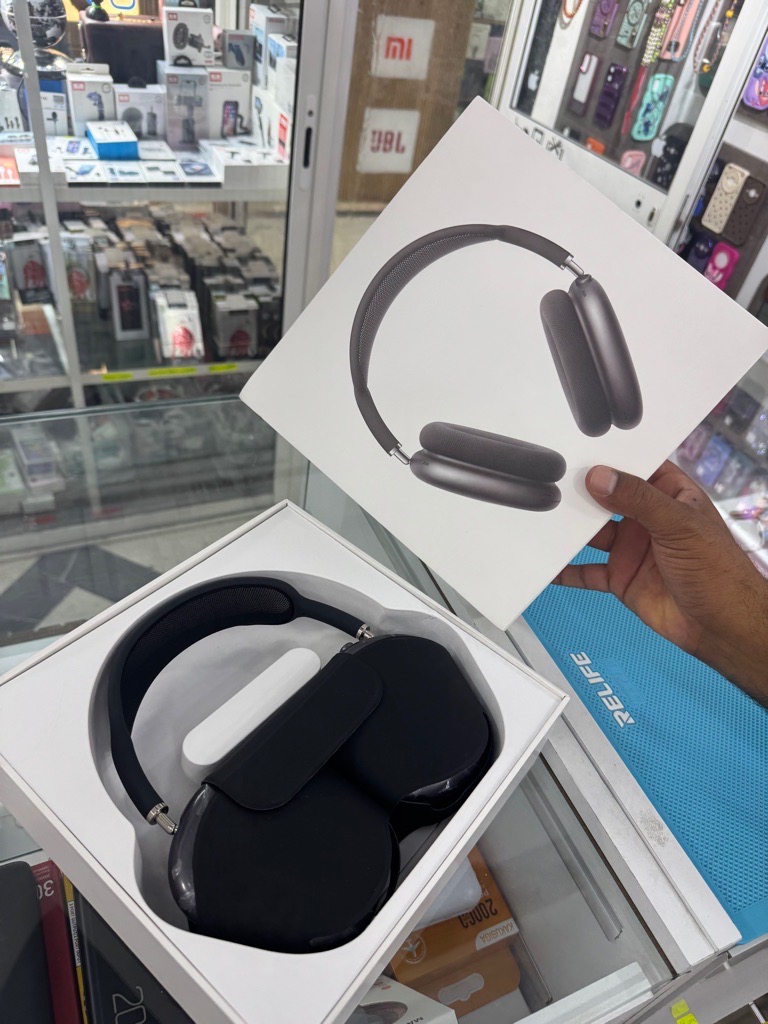 AirpodsMax