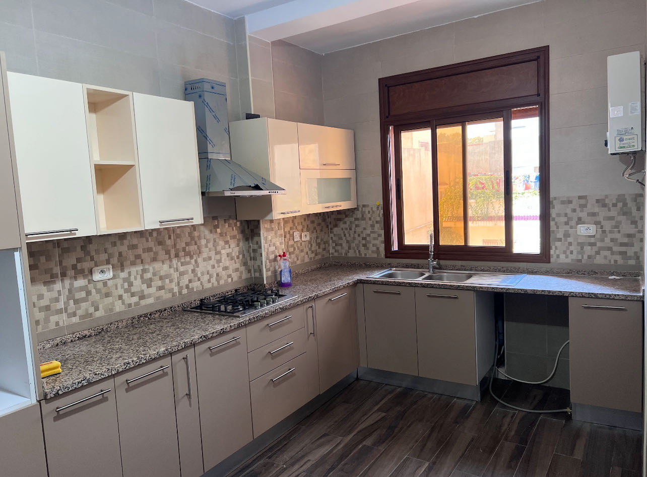 Appartement  S+3 pour une location longue durée dans un quartier calme en plein centre ville