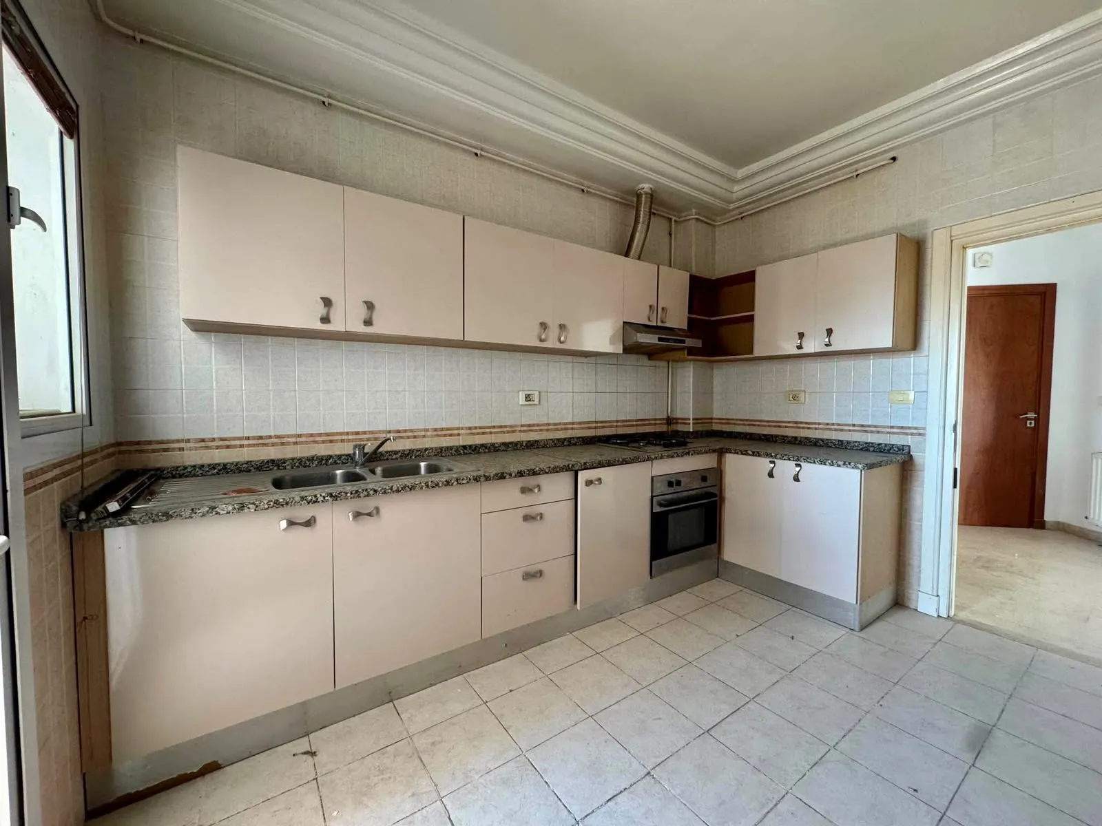 A Vendre Appartement S+3 à Jardin d'el Menzah