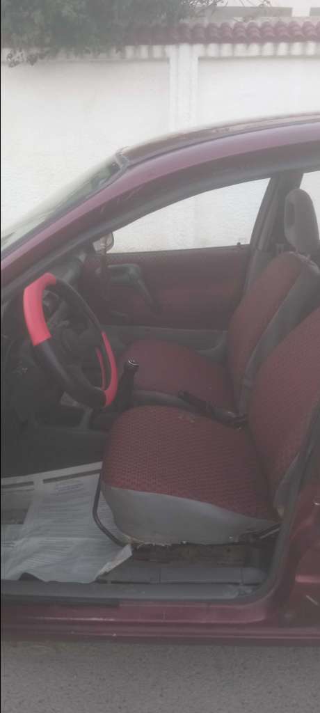 Opel corsa 4ch 4cyl propre