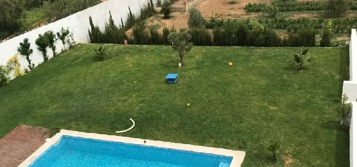 Terrain de rêve de 1000 m2 à 10' de la plage de Yasmine hammamet. 