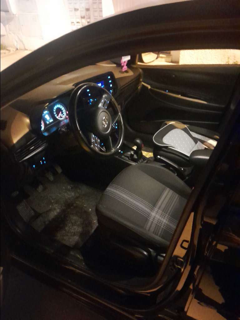 A vendre hyundai i20. Peinture d'origine excellent état