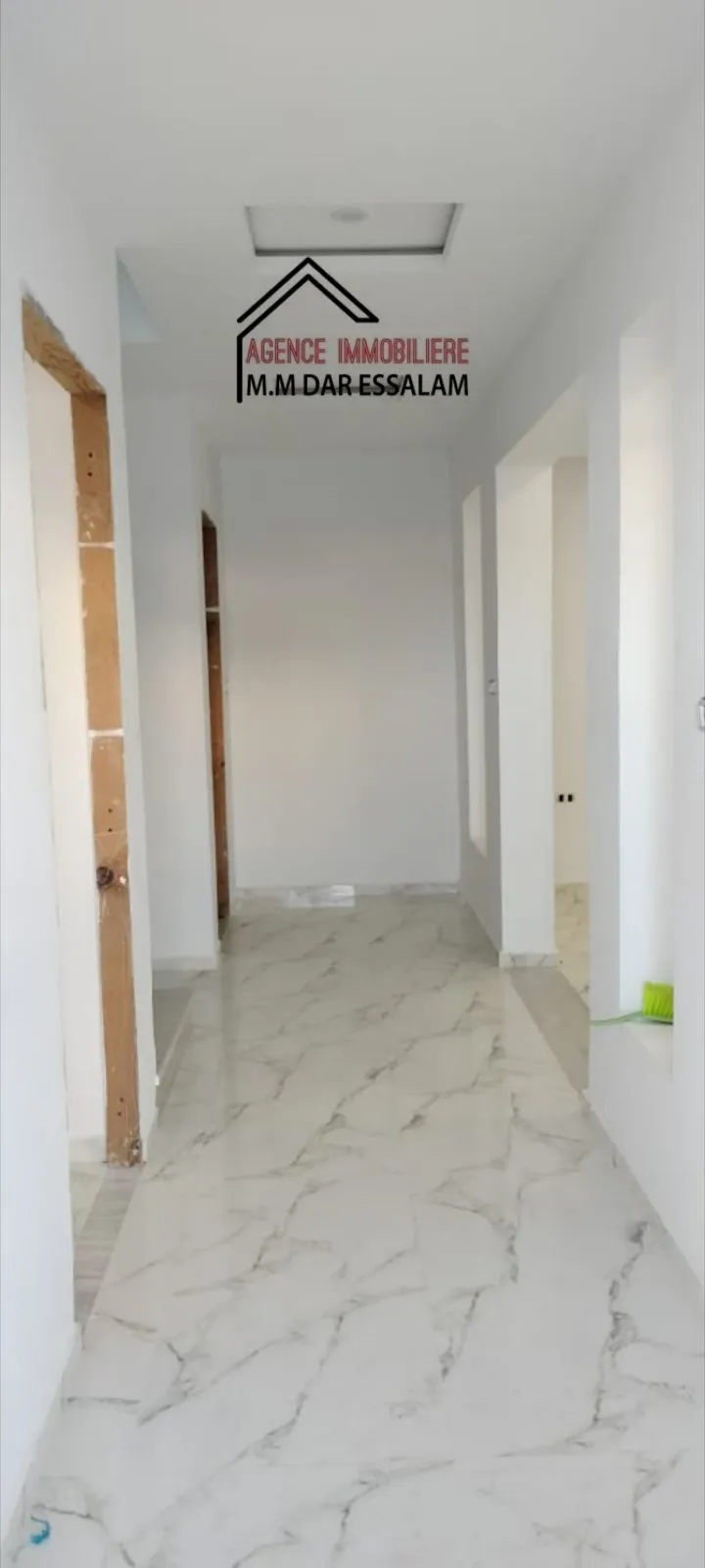 maison style américain près de la mer