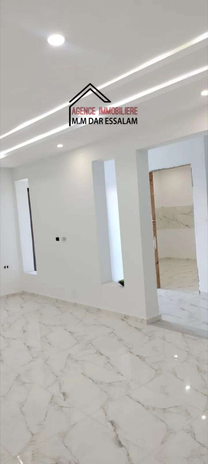 maison style américain près de la mer