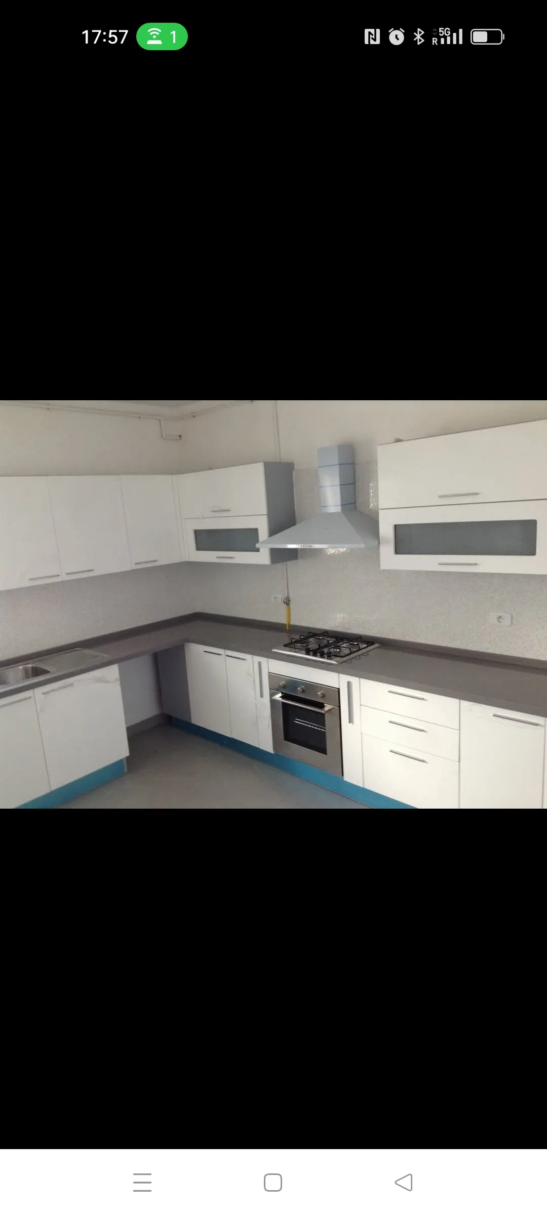un appartement s+3 au 4éme étage(avec doubles ascenseurs) a vendre situé a jardin d'el manzah 2