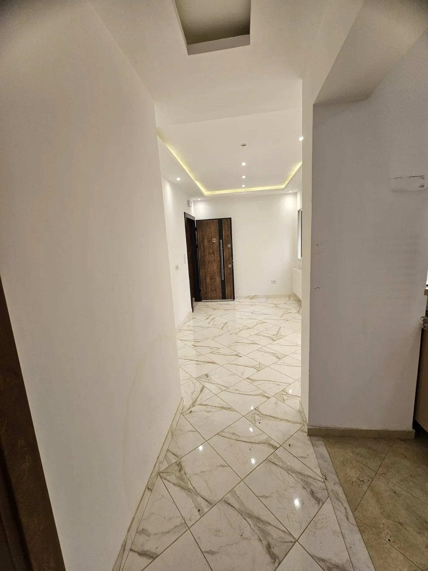 AL S+2 Ariana ville 900dt