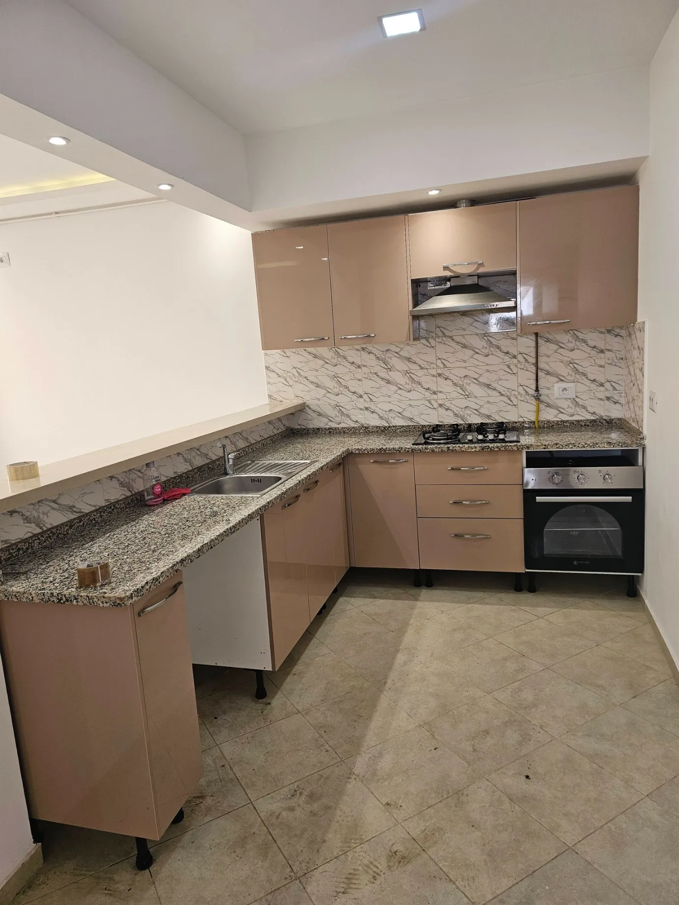 AL S+2 Ariana ville 900dt