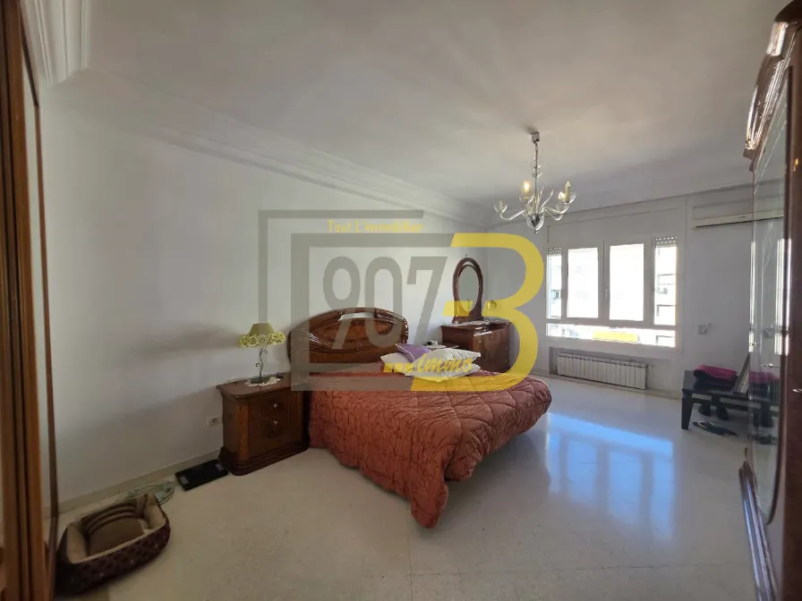 A vendre un appartement s+3 à Ennasr