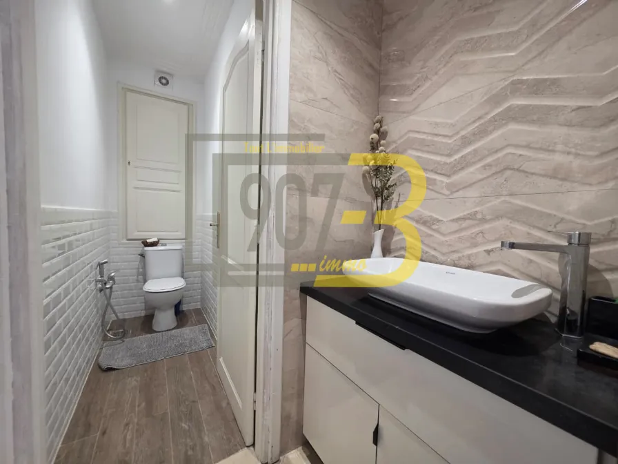 A vendre un appartement s+3 à Ennasr