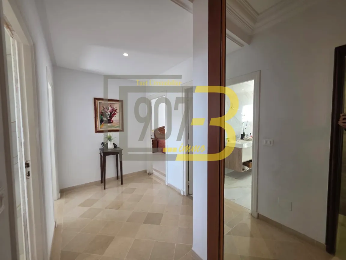A vendre un appartement s+3 à Ennasr