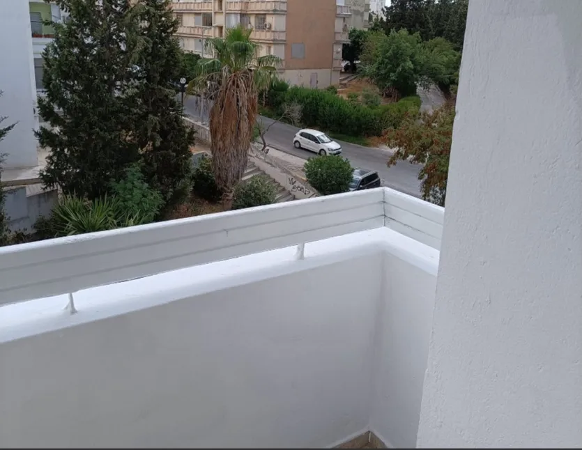 Location S3 vide Ă  El Menzah 7