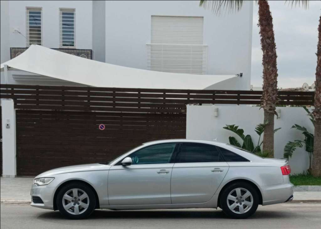  AUDI A6 2.0L TDI 1 ère ✋main 
