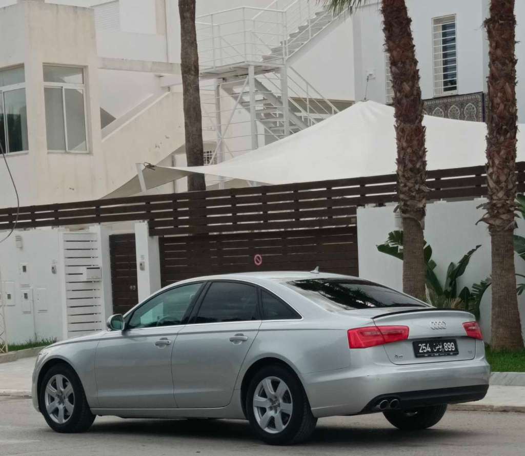  AUDI A6 2.0L TDI 1 ère ✋main 
