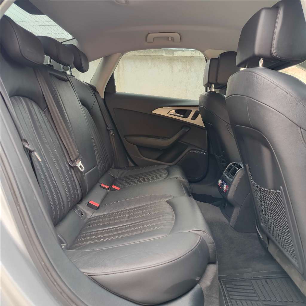  AUDI A6 2.0L TDI 1 ère ✋main 
