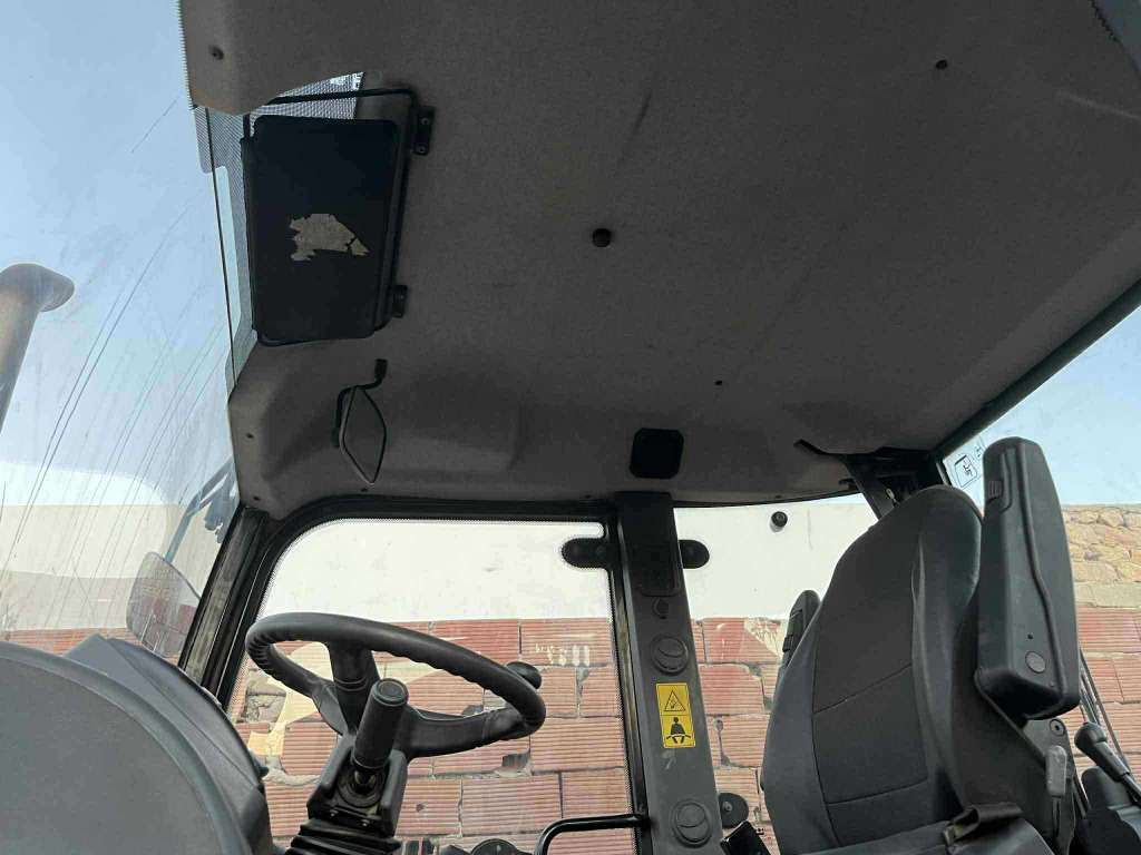 Terex tlb 890