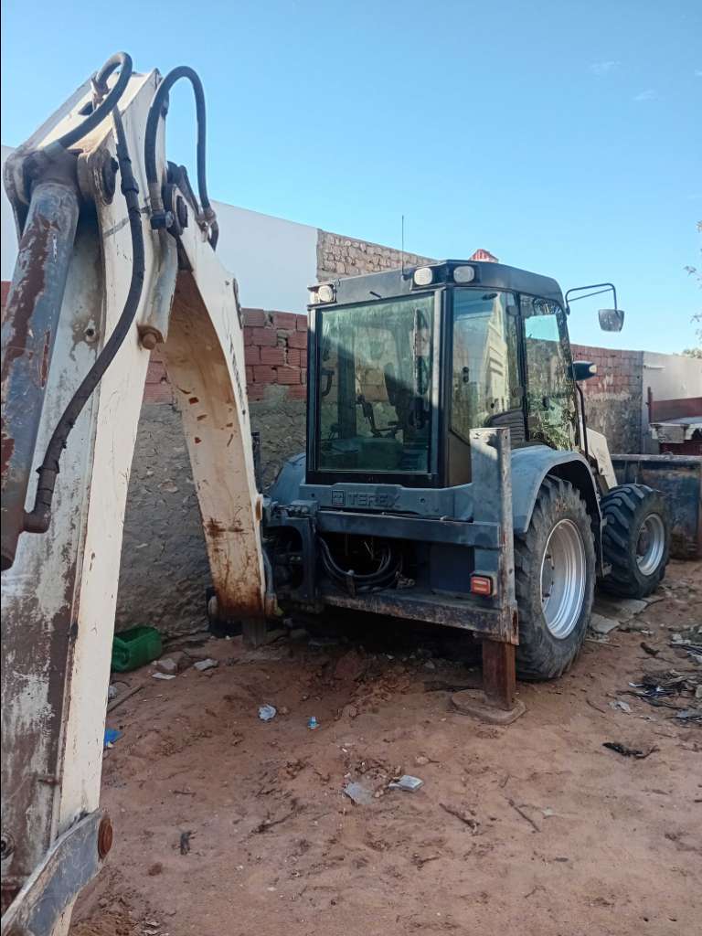 Terex tlb 890