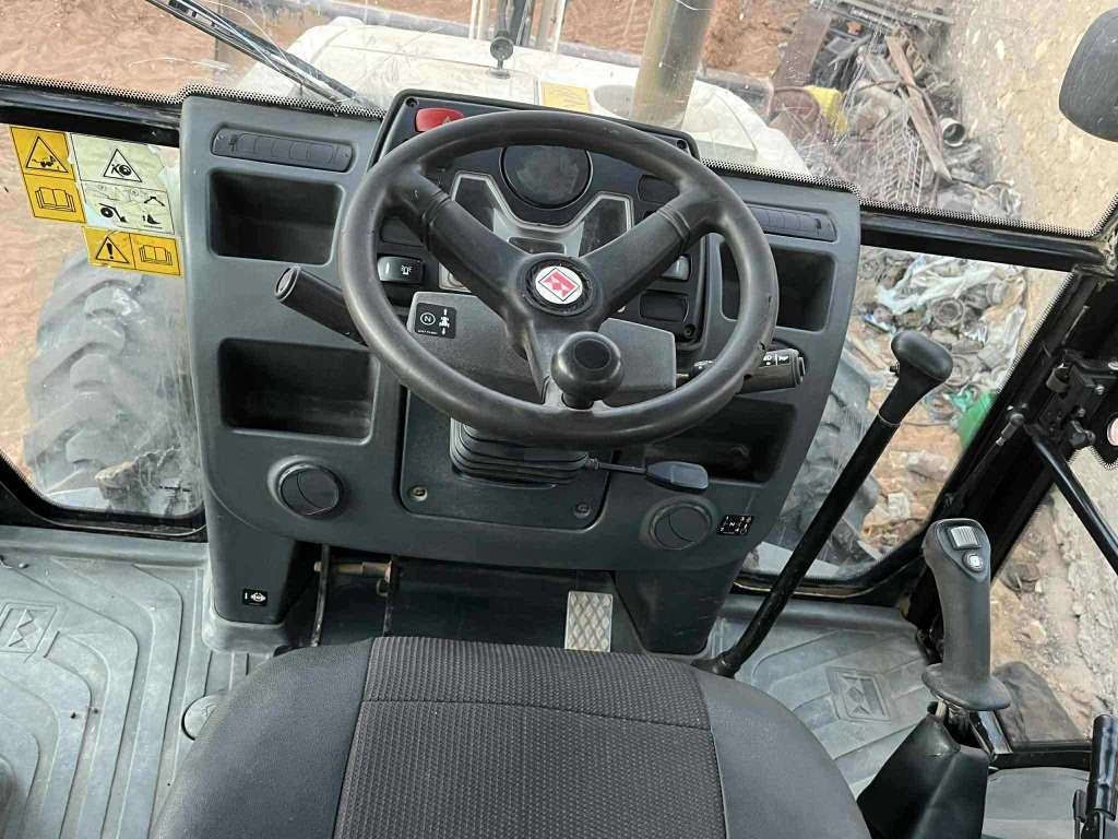Terex tlb 890