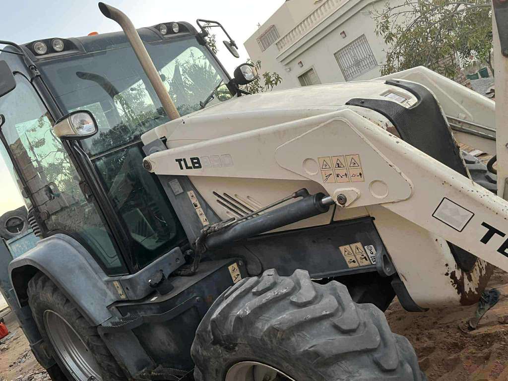 Terex tlb 890