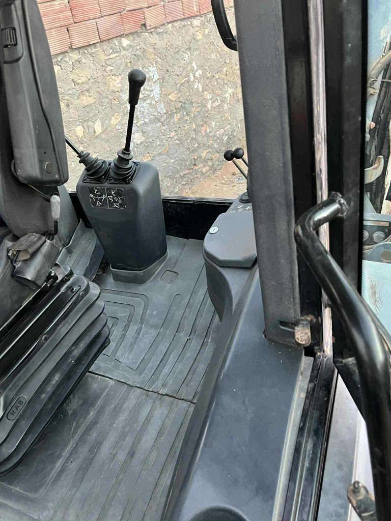 Terex tlb 890