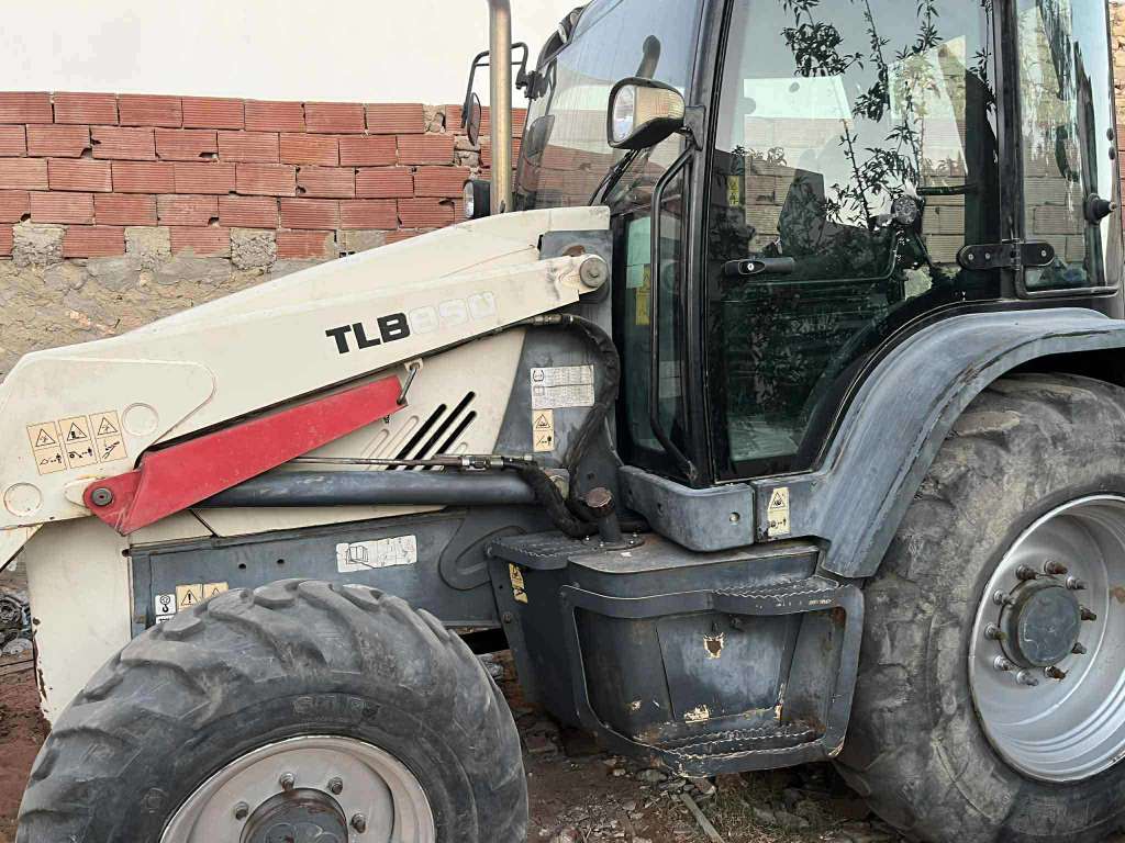 Terex tlb 890