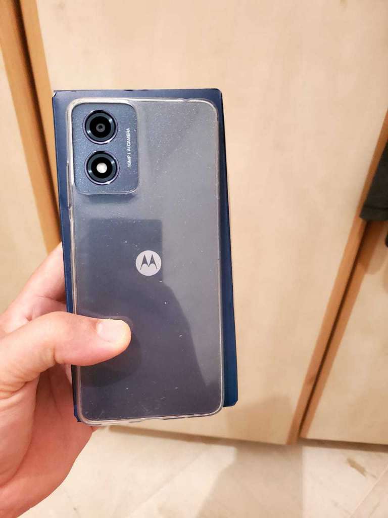 Motorola g04 neuf