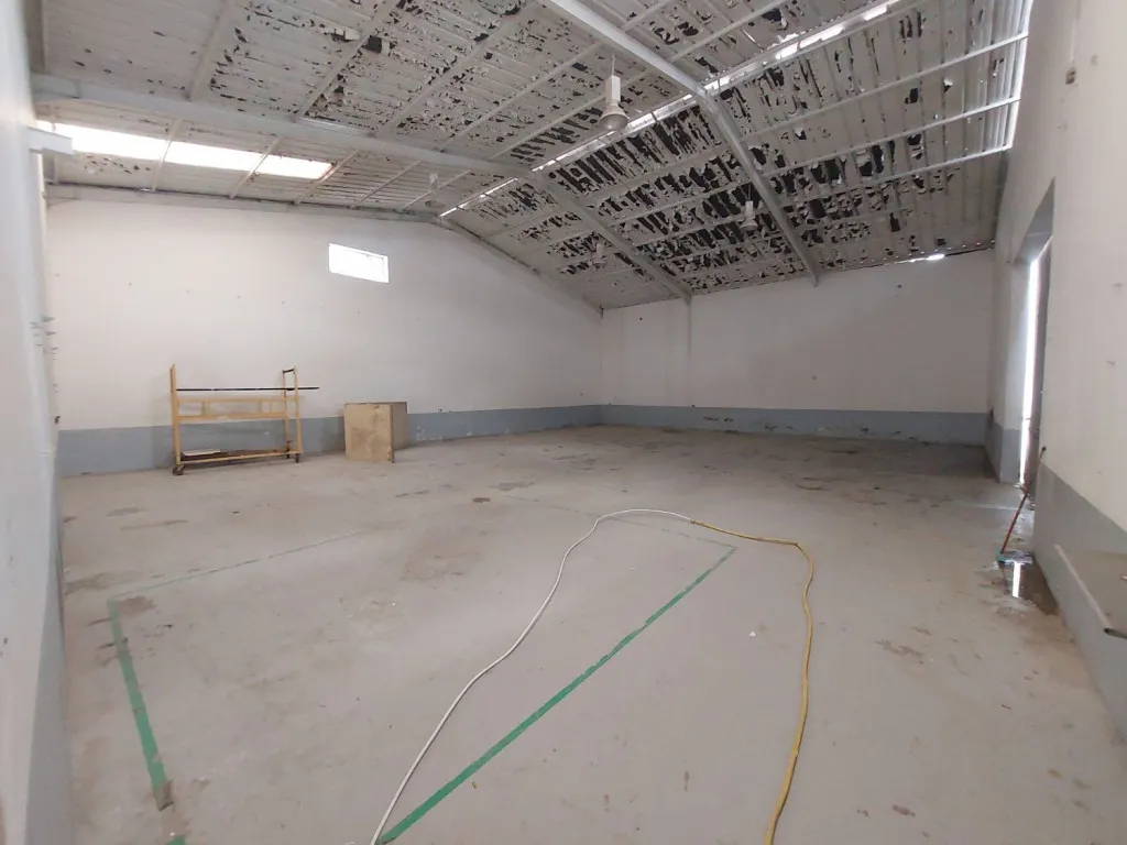 Dépôt industriel 500 m² à louer – Zone Industrielle Bir Kassaa – Ben Arous