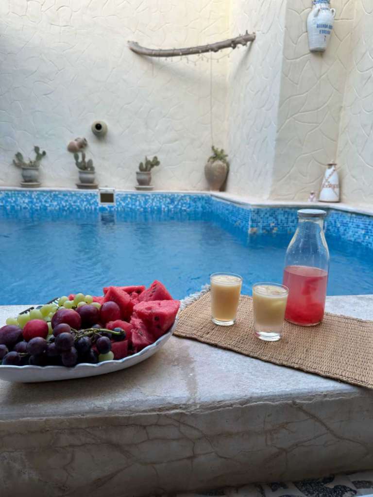 Location estivale houch jerbien avec piscine 