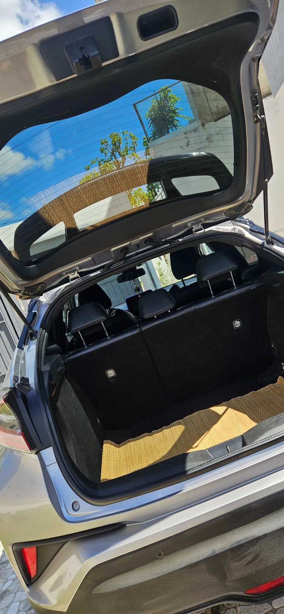 Toyota C-hr 98363963