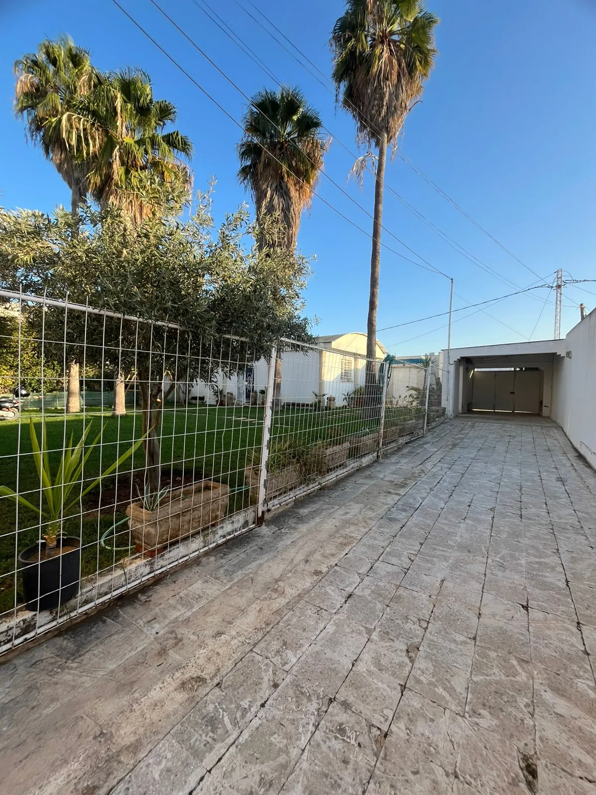 A louer S+1 a Ennkhilet Meublé