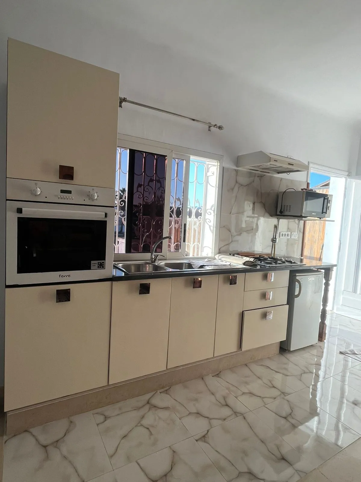 A louer S+1 a Ennkhilet Meublé