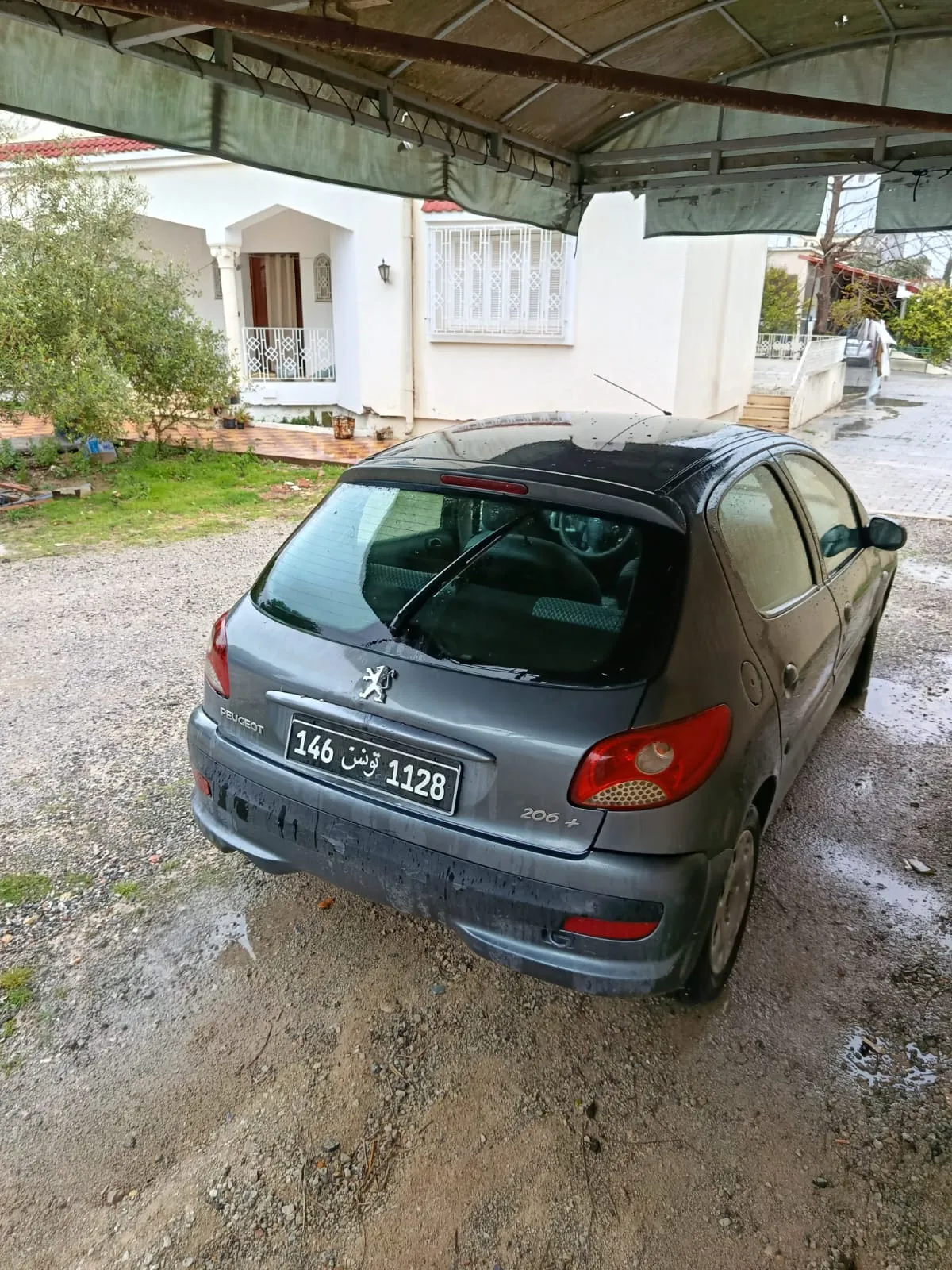 A vendre 206 plus en Bon état 