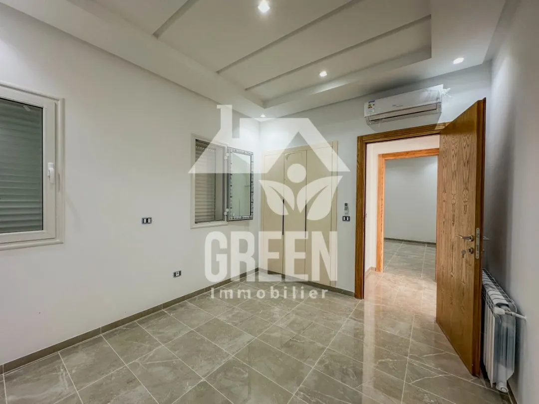 Appartement s+2 la Queen