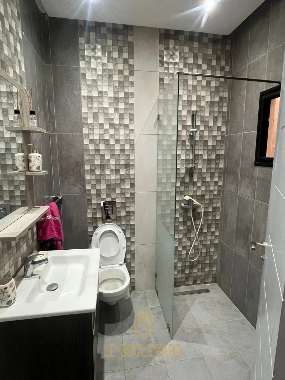 Location Estivale : Villa Pied Dans L'eau Avec Piscine à Maamoura, Nabeul 