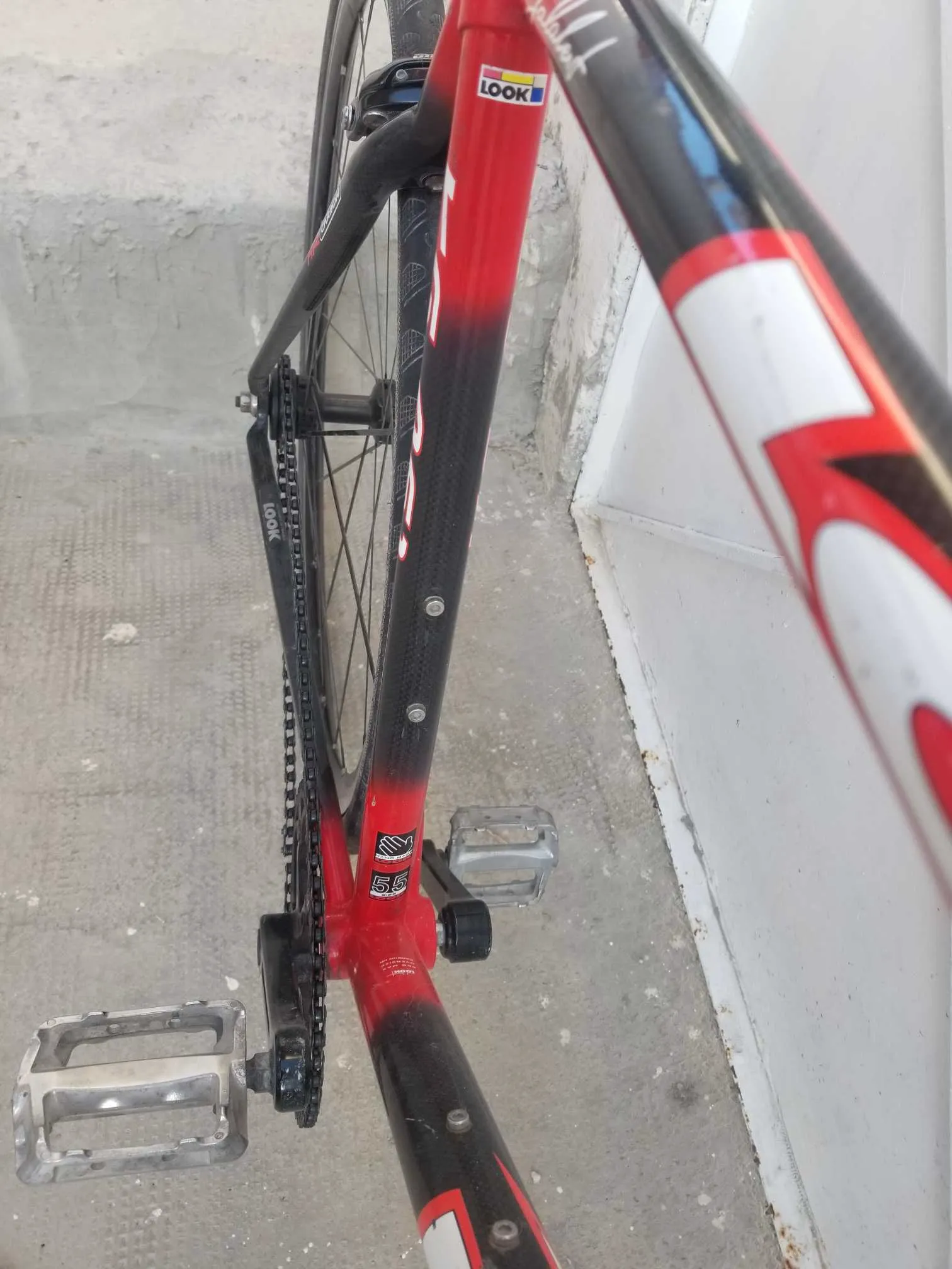 Fixied bike look carbone