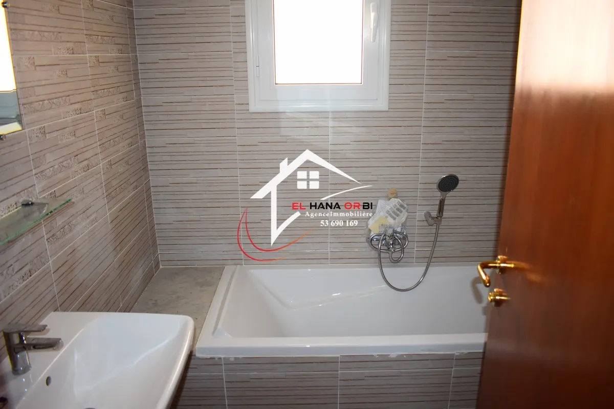 à louer pour toute l’année s+2 sur la route principale à borj arif mahdia
