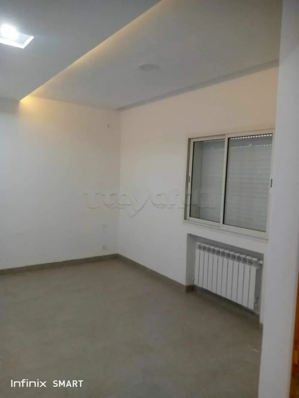 un appartements s+2 neufs au 1er (sans ascenseur) a louer a ennacer 2 derriére clinique Amelcare